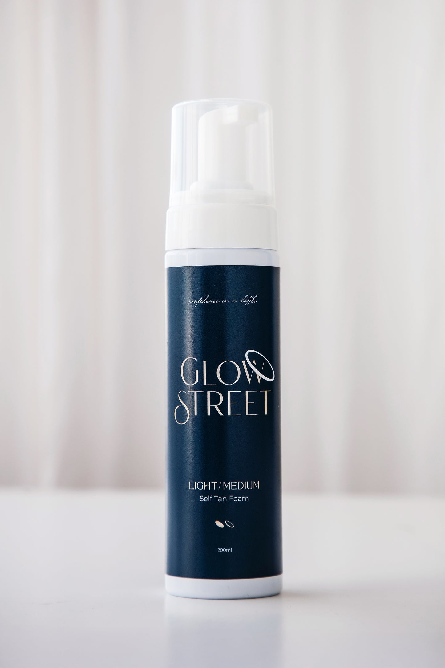 SELF TAN FOAM - LIGHT/MEDIUM image 0